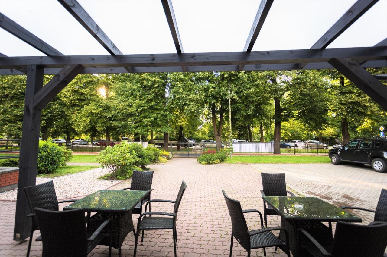 Hotel Sybilla Pulawy Luaran gambar