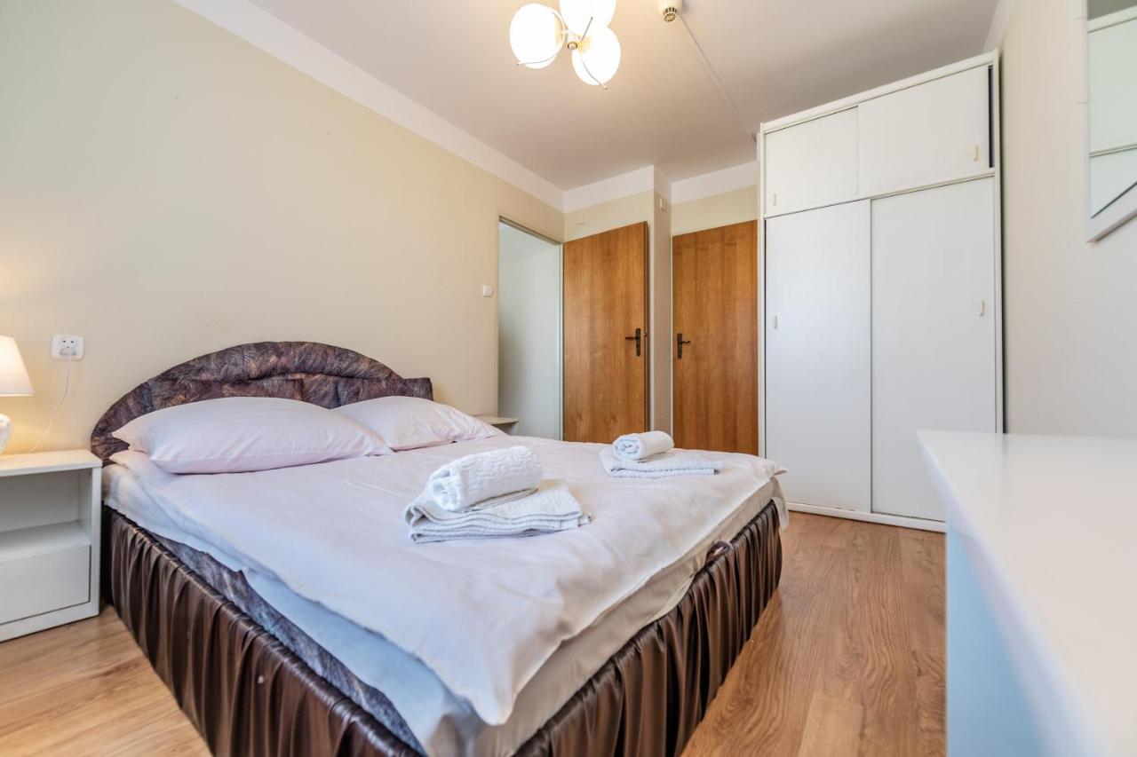 Hotel Sybilla Pulawy Luaran gambar