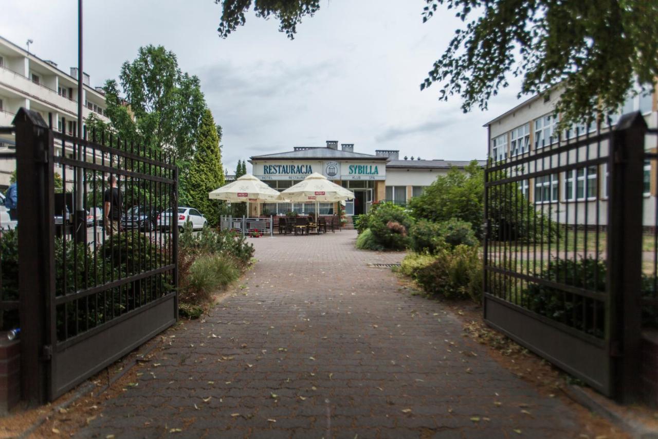 Hotel Sybilla Pulawy Luaran gambar