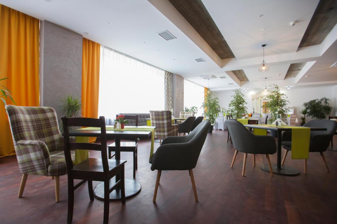 Hotel Sybilla Pulawy Luaran gambar
