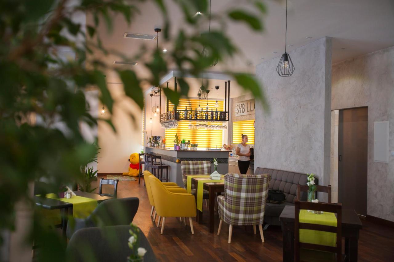 Hotel Sybilla Pulawy Luaran gambar